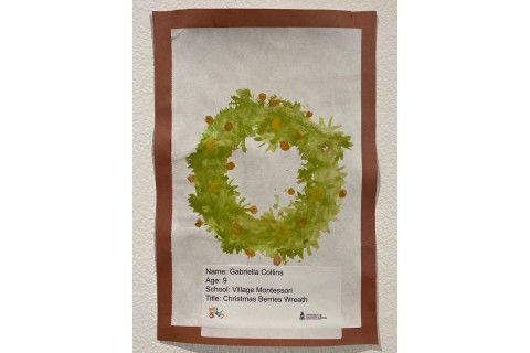 Gabriella Collins – Christmas Berries Wreath